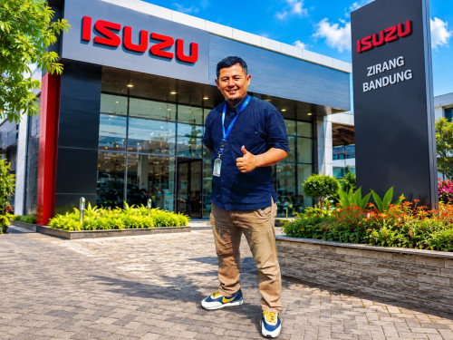 Sales isuzu Bandung